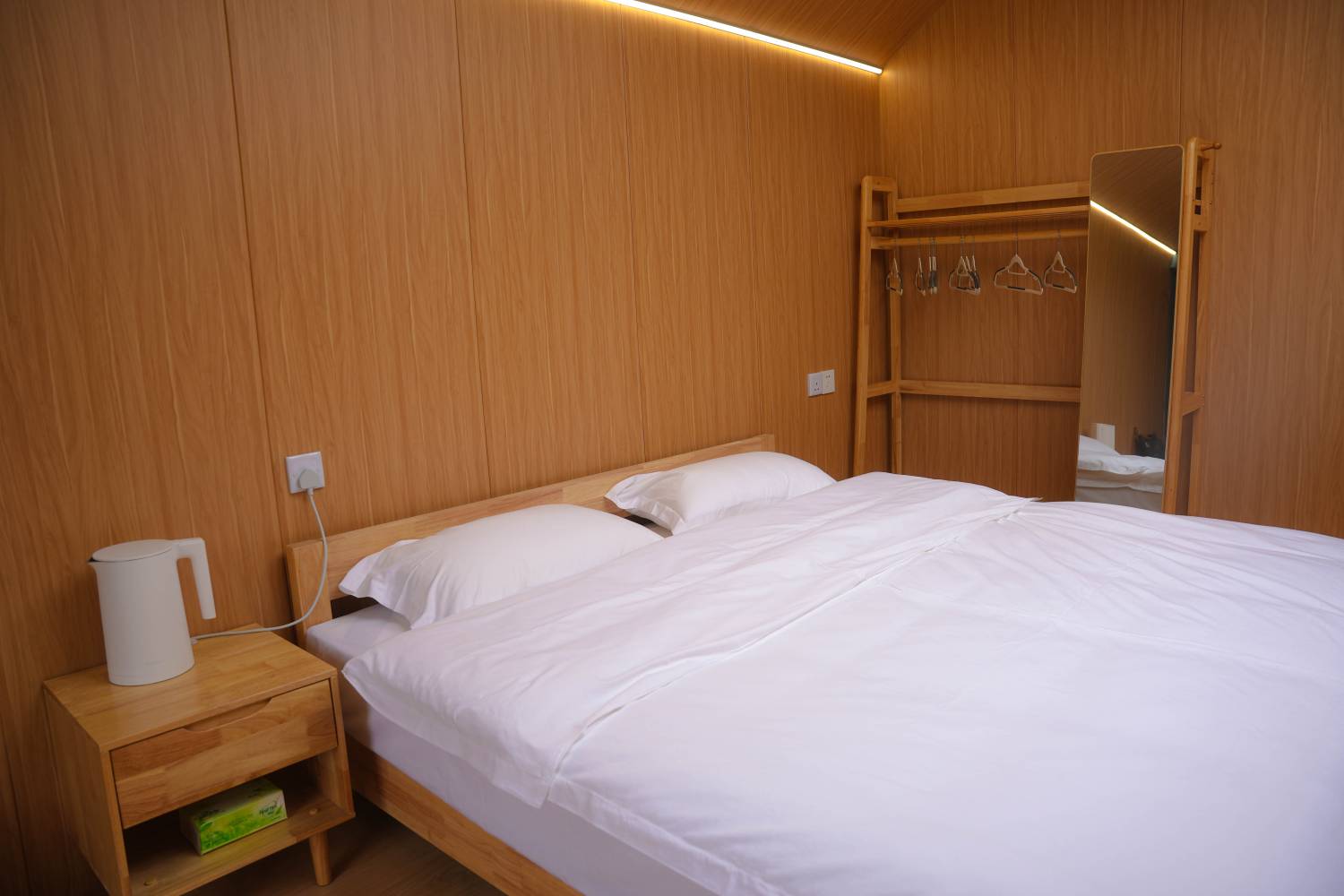 Luxurious Cabins (Connecting terrace with 2 rooms )