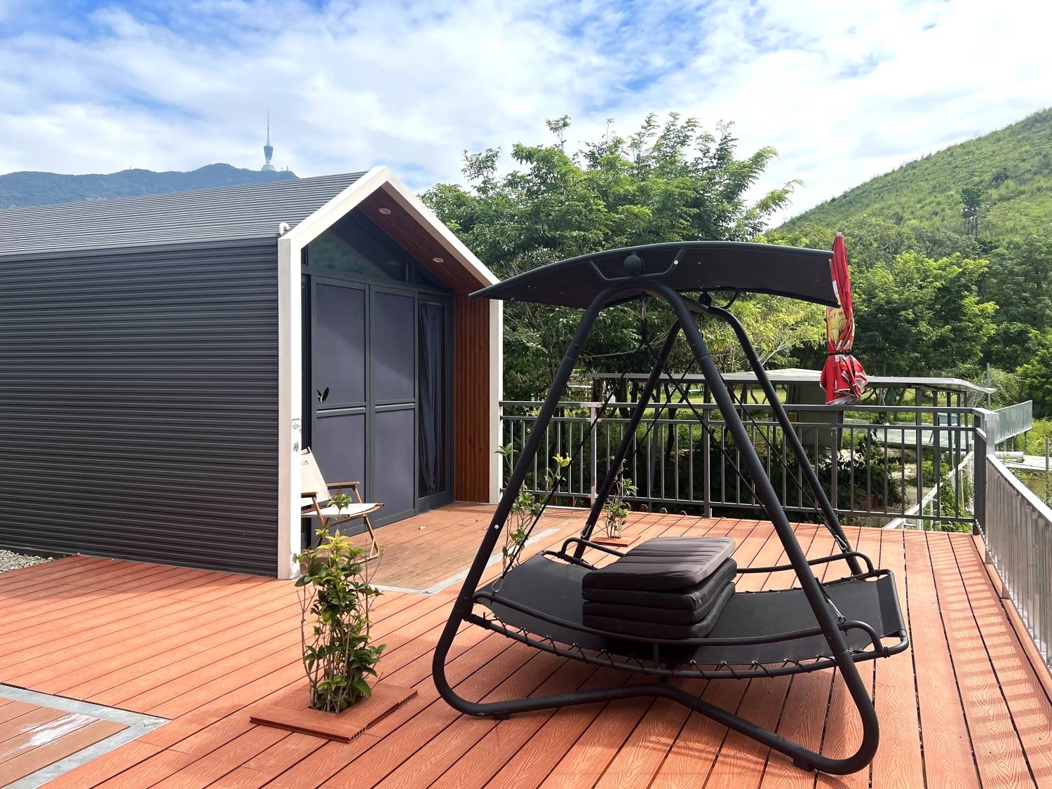 Luxurious Cabins (Connecting terrace with 2 rooms )